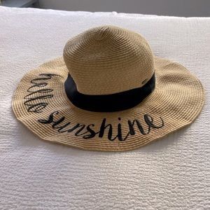 Women’s Floppy Summer Beach Hat - OS
